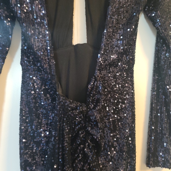 Nicole Bakti Gown - Picture 10 of 13